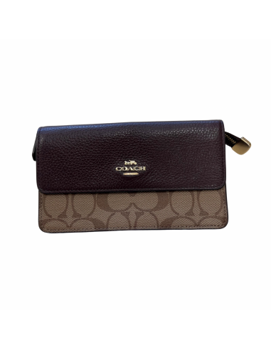 Wallet Designer By Coach  Size: Medium Vous souhaitez 