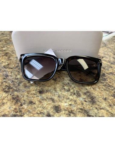 Sunglasses By Marc Jacobs  Size: 01 Piece sur le site 