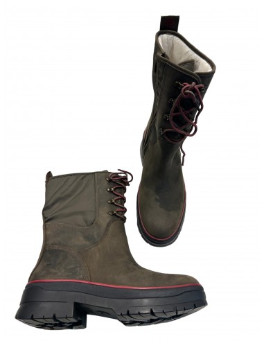 Boots Snow By Timberland  Size: 11 votre