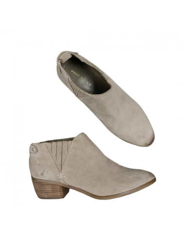 Boots Ankle Flats By Marc Fisher  Size: 9 50-70% off 